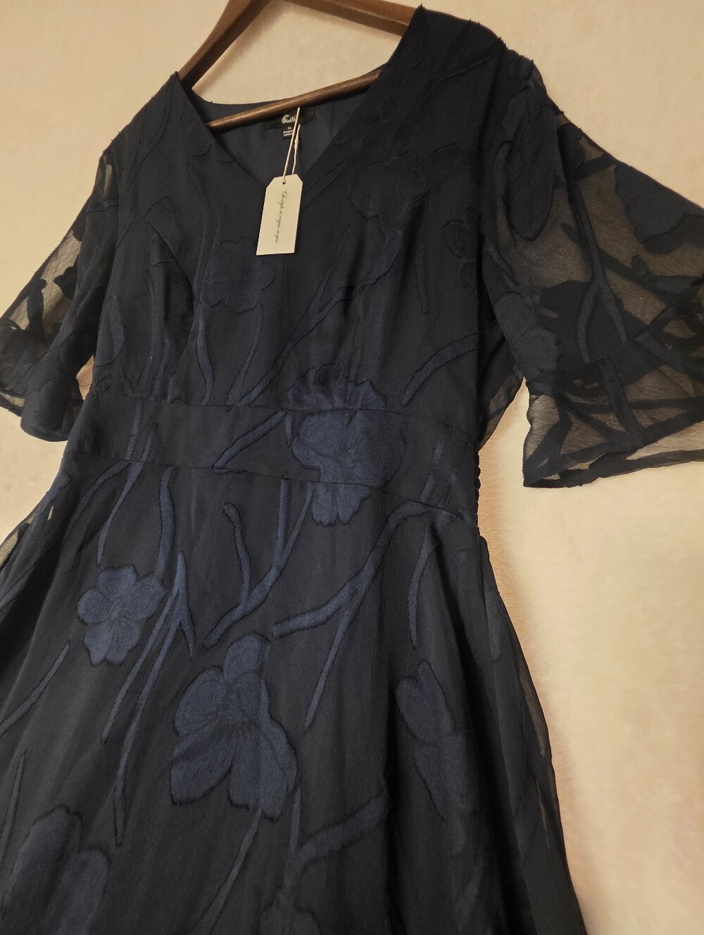 Elegant Navy Jacquard Lined Floral Bell Sleeve Ruffle Maxi Dress Size XL. - Picture 5 of 9